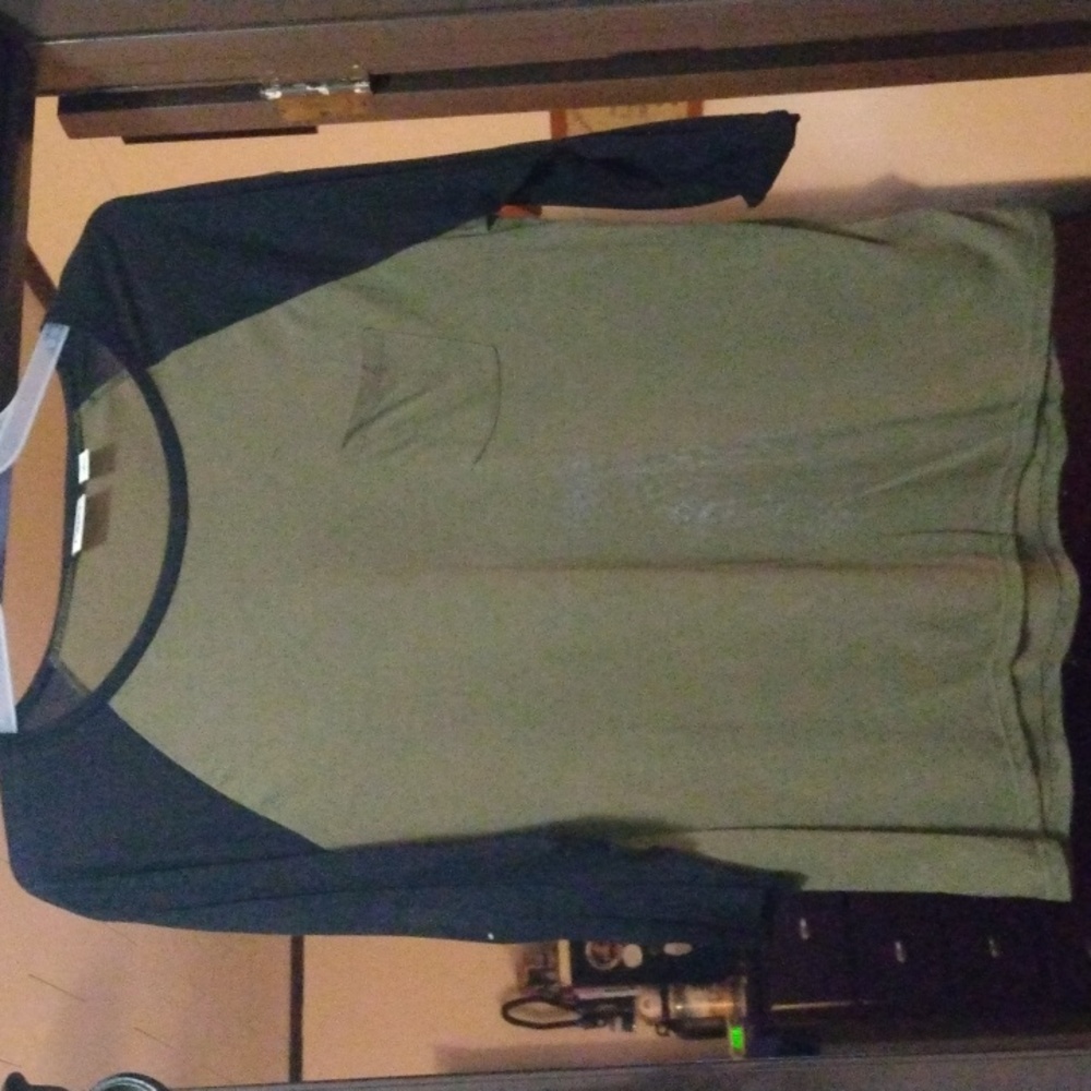 3/4 Length Top